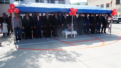 19 Mayıs Atatürk’ü Anma, Gençlik ve Spor Bayramının 103. Yıldönümü İlçemizde törenle kutlandı.